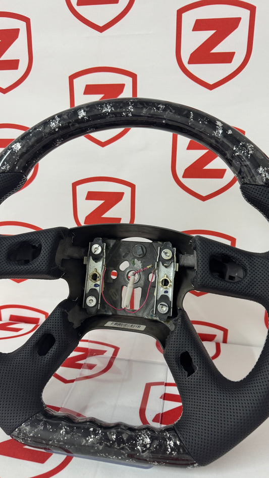 2003-2007 Chevrolet Silverado Carbon Fiber Steering Wheel - Customizable