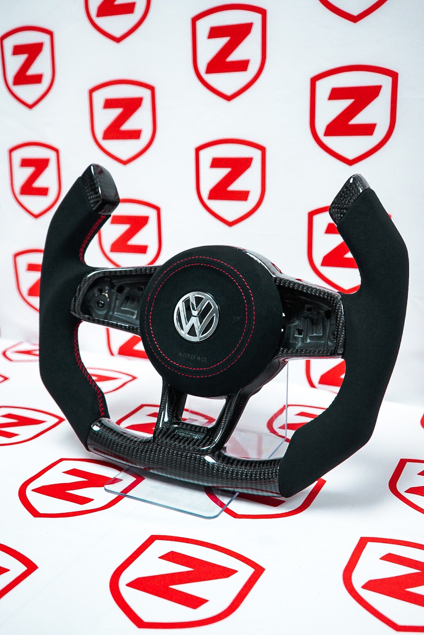 Volante de fibra de carbono Volkswagen 2008–2021 – Personalizable (Golf Mk6/Mk7, Polo, Tiguan, Touareg, Amarok, Passat)
